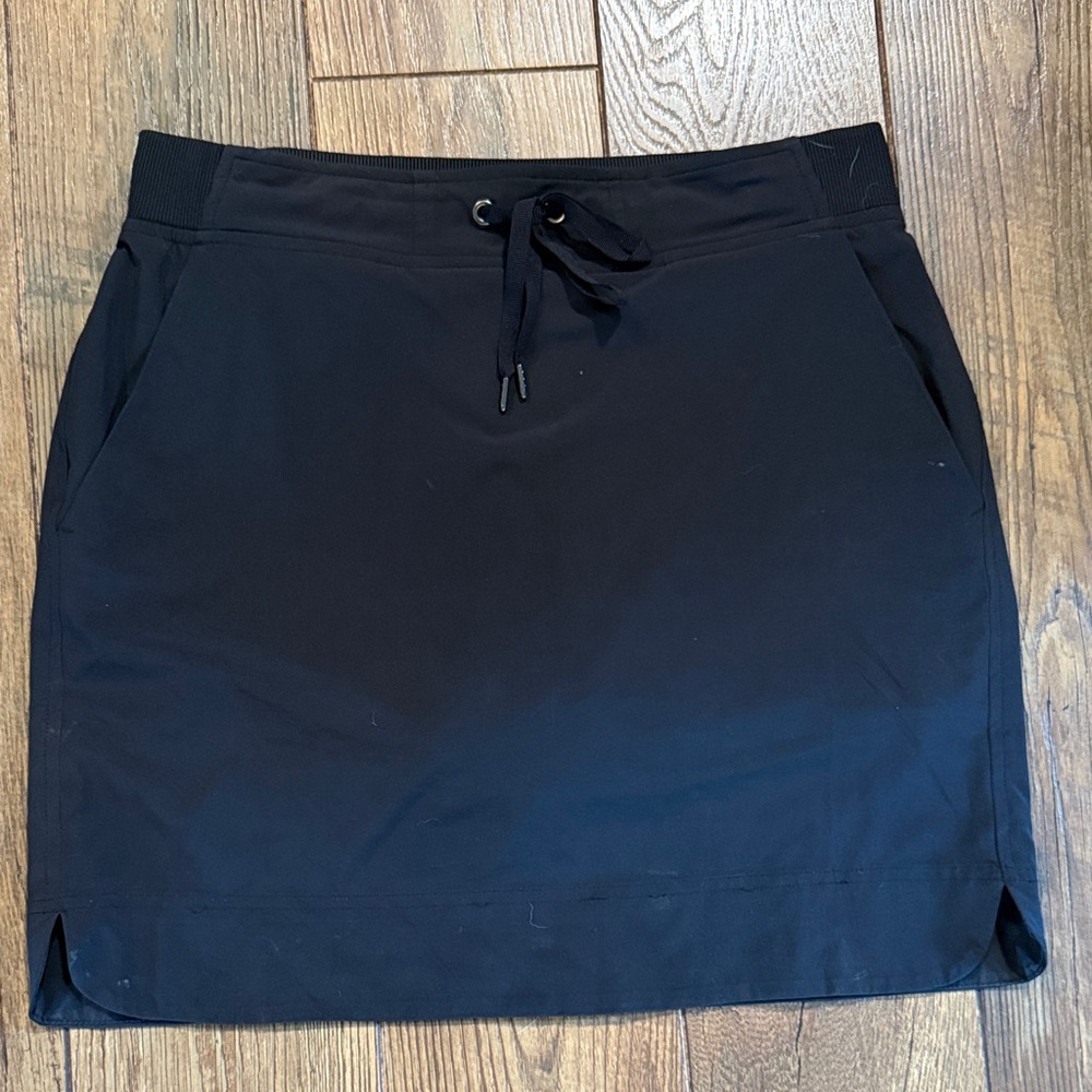 Athleta Black Skirt